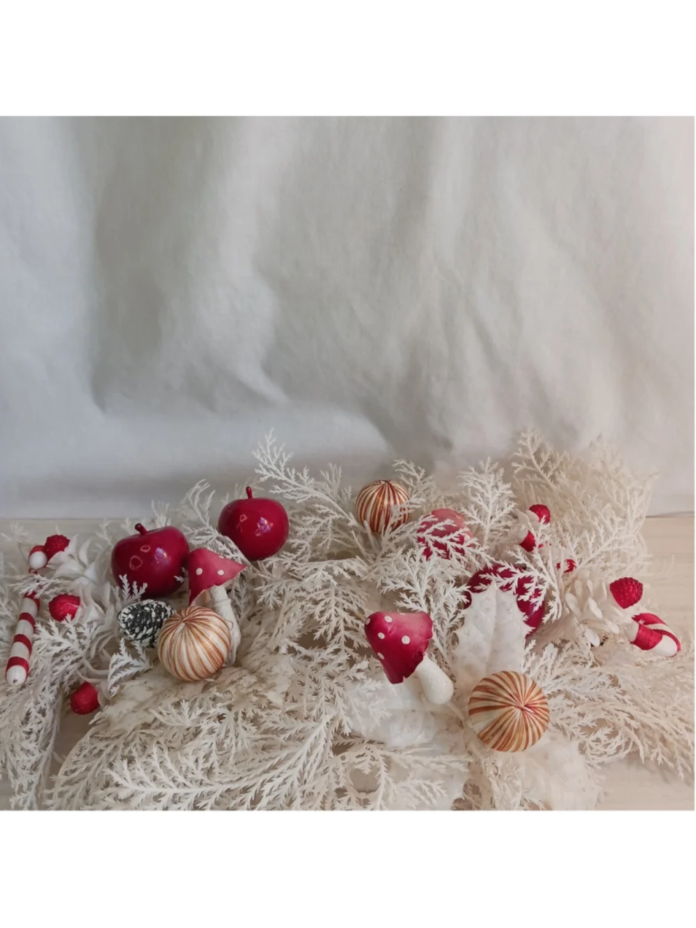 VTG Amanita Mushroom White Red Plastic Christmas Table Candle Wreath